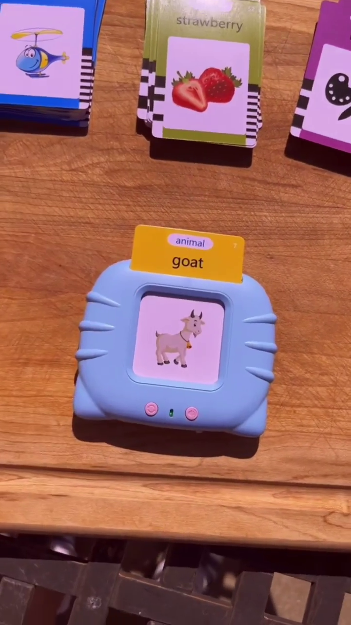 Interactive Talking Flash Cards Learning Machine for Kids with Voice Playback and Picture Recognition – Educational Toy with Multisensory Cards for Early Learning of Animals, Fruits, Vehicles, and More