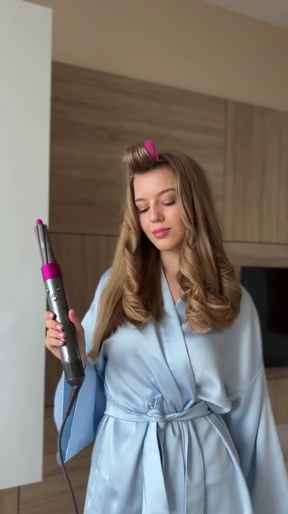 All-in-One Hair Styling Tool with Airwrap Technology, Curling Barrel, and Heat Control – Fast-Drying, Frizz-Free Hair Curler and Volumizer for Smooth, Bouncy Salon-Like Styles at Home