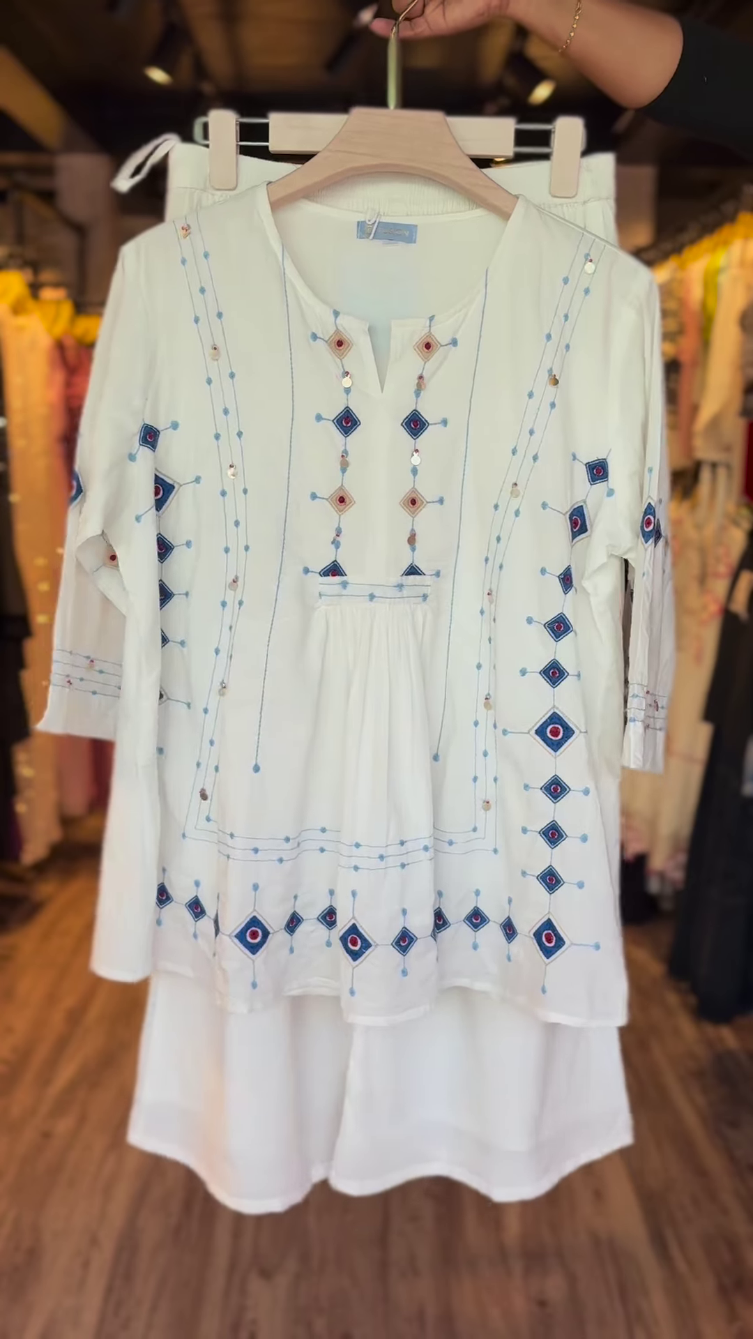 Girls’ White Embroidered Kurta Set – 2-Piece Festive & Casual Ethnic Wear | Elegant Mirror & Thread Work