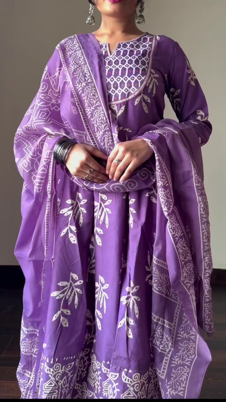 Graceful Purple Anarkali with Intricate White Floral Embroidery, Paired with a Complementary Dupatta and Traditional Jewelry