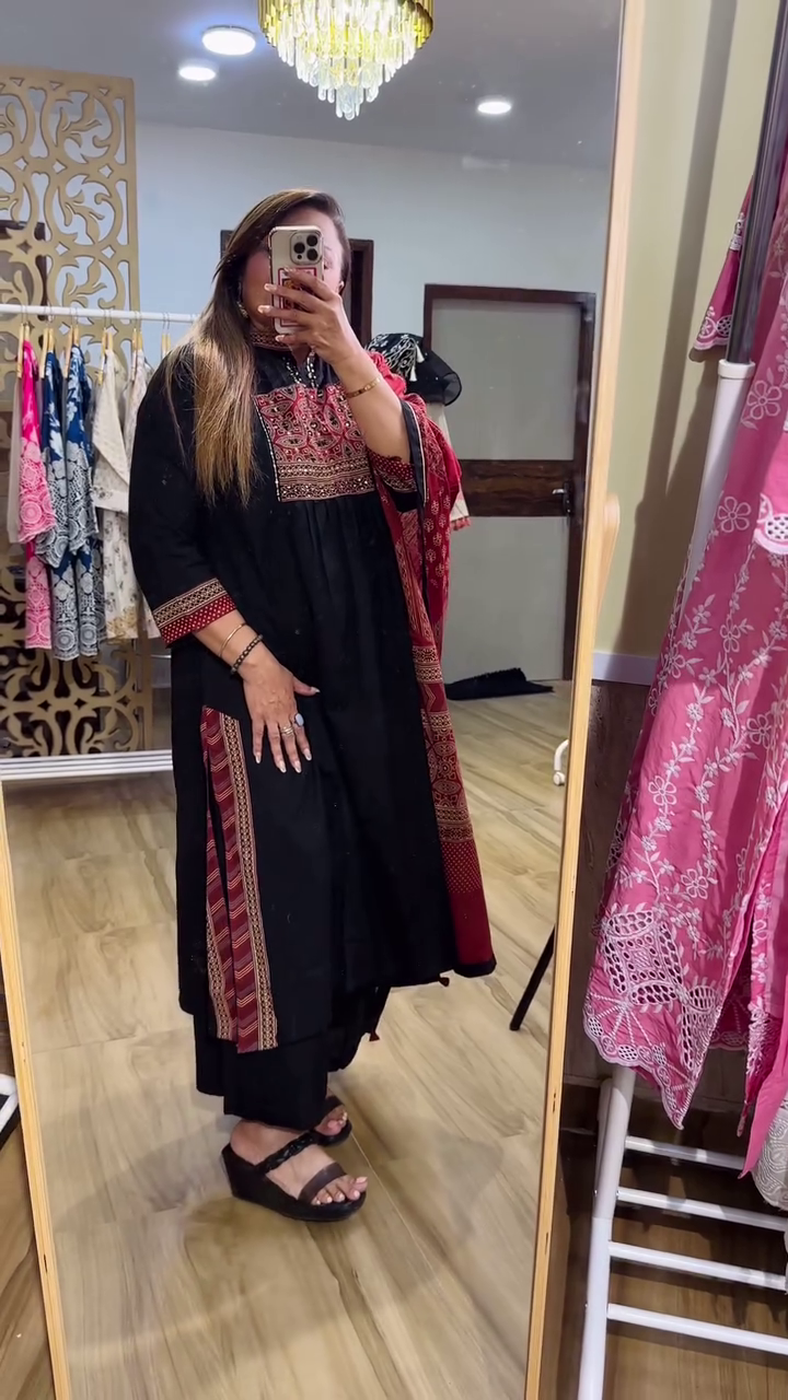 Elegant Black and Red Embroidered Kurta with Matching Dupatta and Traditional Print