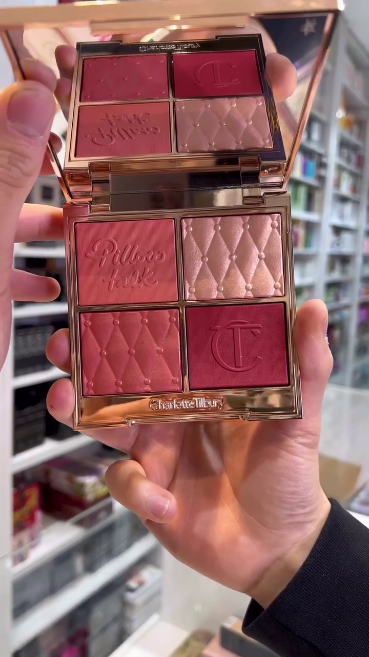 Charlotte Tilbury Pillow Talk Blush and Highlighter Palette: A Perfect Fusion of Radiance and Softness for Your Cheeks