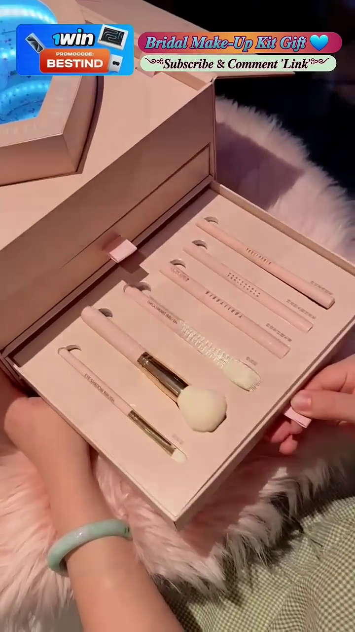 Luxury Bridal Makeup Kit with LED Heart Mirror, Complete All-In-One Cosmetics, Brushes, and Storage for Perfect Wedding Glam
