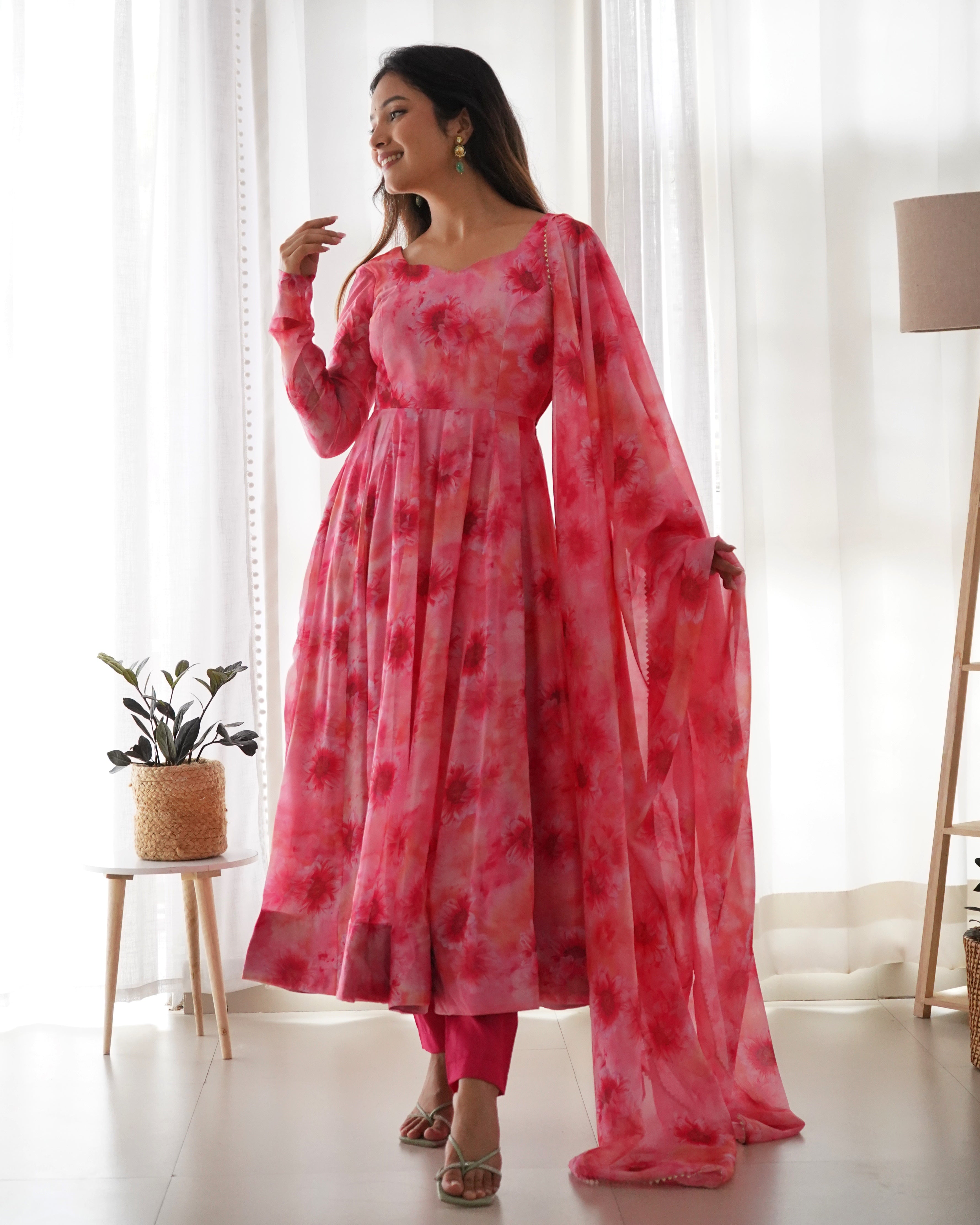 Organza Silk Reception Salwar Kameez In Pink And Majenta With Printed Work
