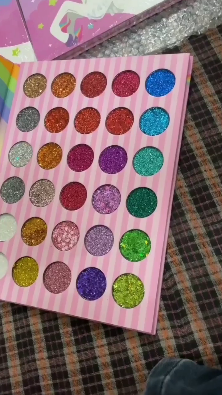 24-Color Unicorn-Inspired Glitter Eyeshadow Palette with Sparkling Hues for Vibrant, Bold Eye Looks