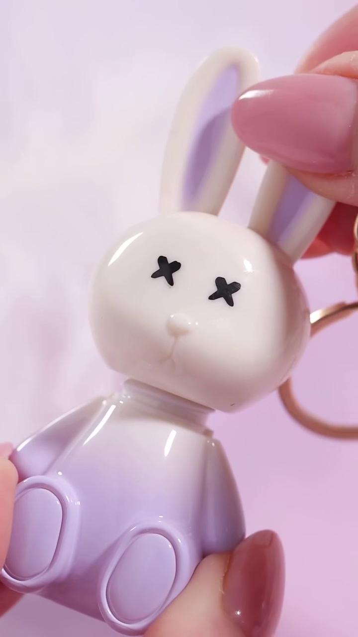 Cute Bunny Shaped Lip Gloss with Keychain Holder – Adorable Purple Gradient Bunny Design with Smooth Moisturizing Formula and Rich Pigmented Finish for On-the-Go Makeup Touchups
