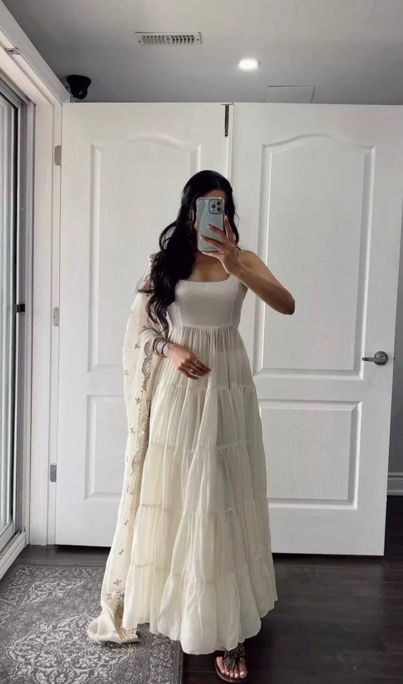 Ethnic White Anarkali Suit With Dupatta,2 Piece Set Readymade Suit For Woman,classy Fox Georgette Fancy Casual Wear Gown And White Salwar Kameez Partywear Anarkali