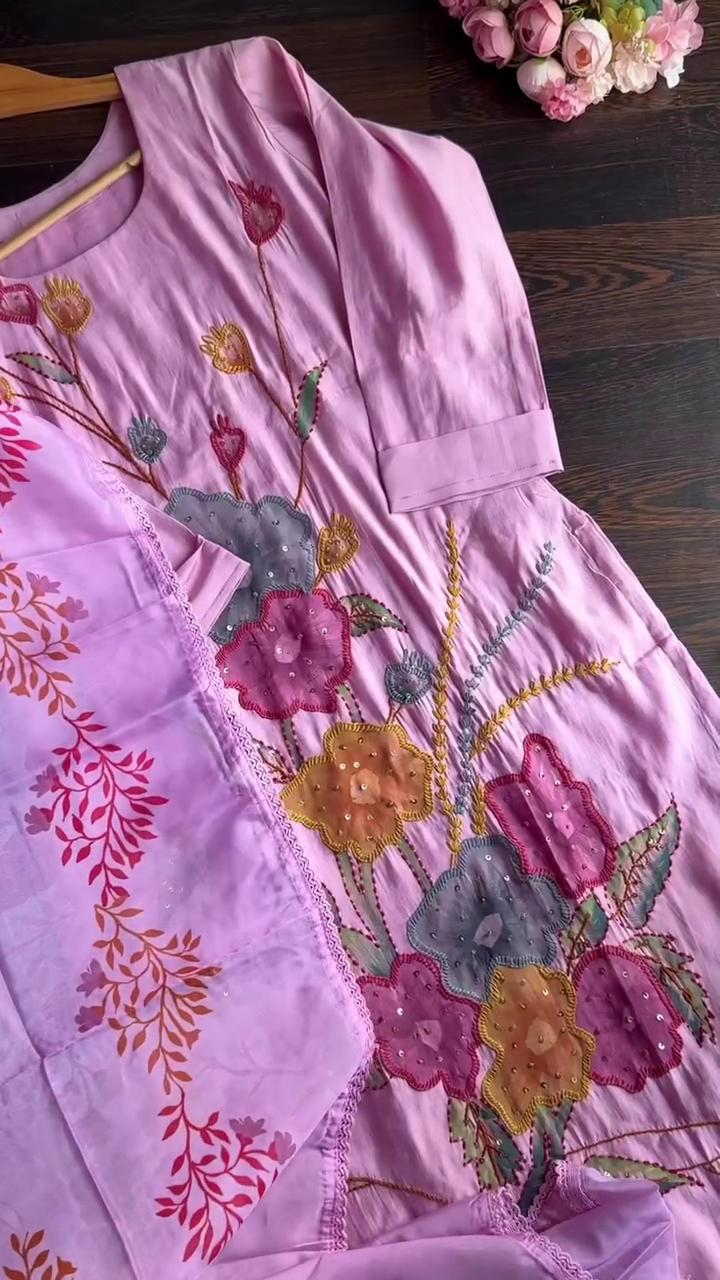 Elegant Light Pink Cotton Kurta Set Featuring Multicolor Thread and Mirror Floral Embroidery with Matching Printed Dupatta and Solid Bottom – Perfect for Festive and Casual Ethnic Wear