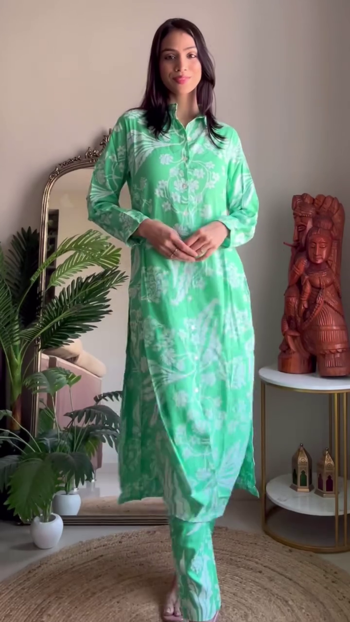 Floral Printed Cotton Kurta Set Combo Featuring A-Line Kurta with Multi-Colored Floral Motifs Paired with Pants Perfect for Everyday Comfort and Graceful Ethnic Charm