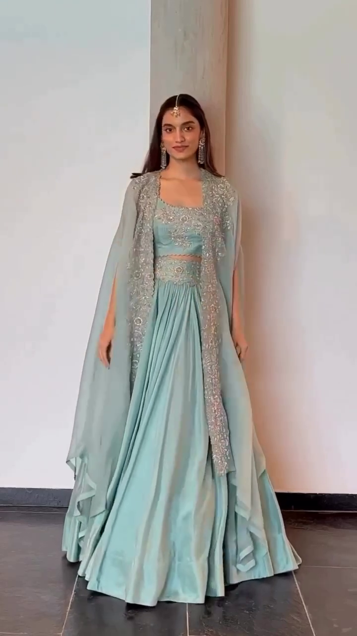 Elegant Designer Embroidered Lehenga Choli Set Featuring Intricately Handworked Blouse with Matching Flowing Skirt and Dupatta, Ideal for Festive Occasions, Weddings, and Traditional Celebrations