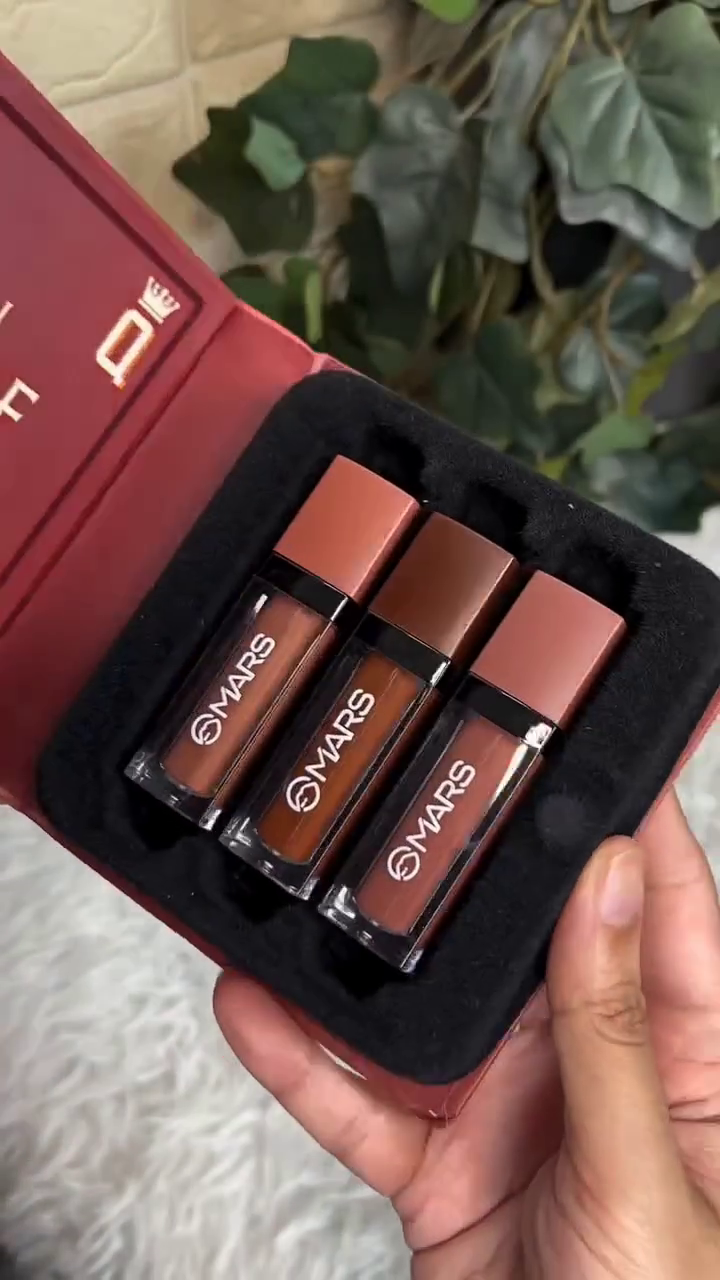 Matte Liquid Lipstick Gift Box Set of 3 – Long-Lasting, Highly Pigmented Colors in Rich Brown, Nude, Pink, and Red Shades – Smooth and Travel-Friendly Pack for Everyday and Special Occasions